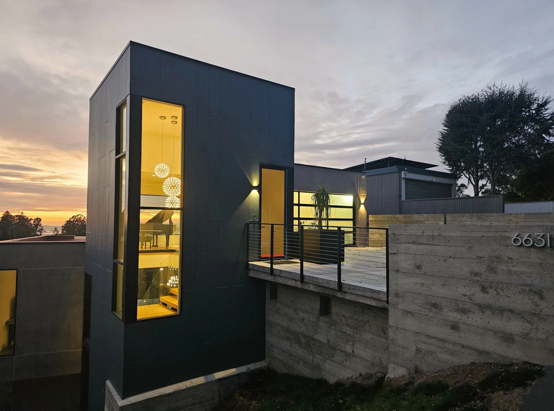 Oakwood Mid-Century Modern Home Build Exterior